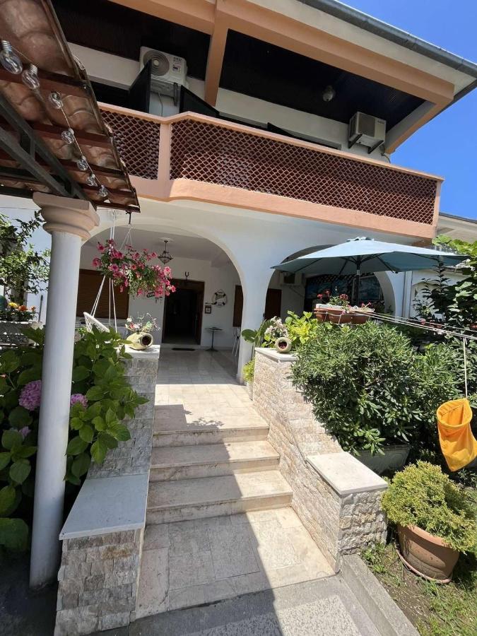 Studio Rooms Moncherie Ulcinj Esterno foto