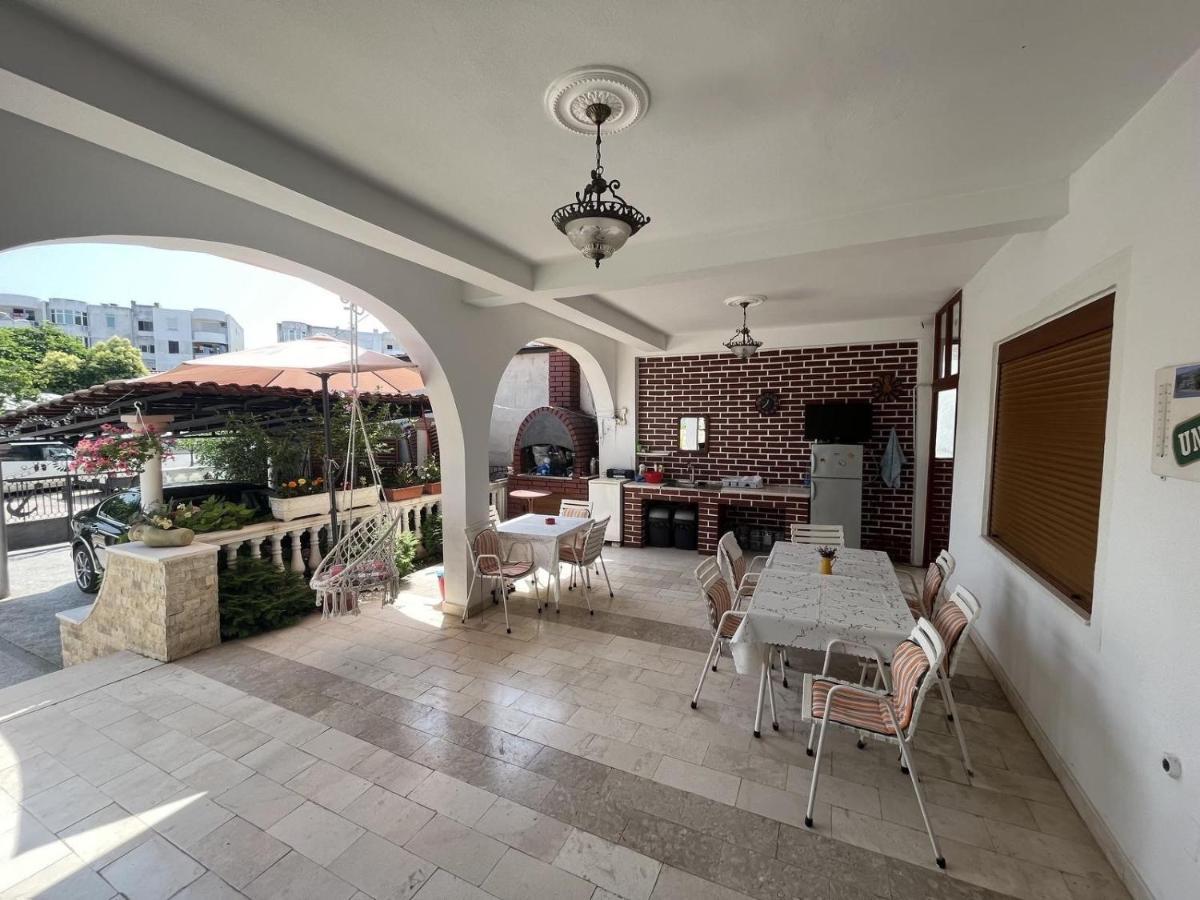Studio Rooms Moncherie Ulcinj Esterno foto