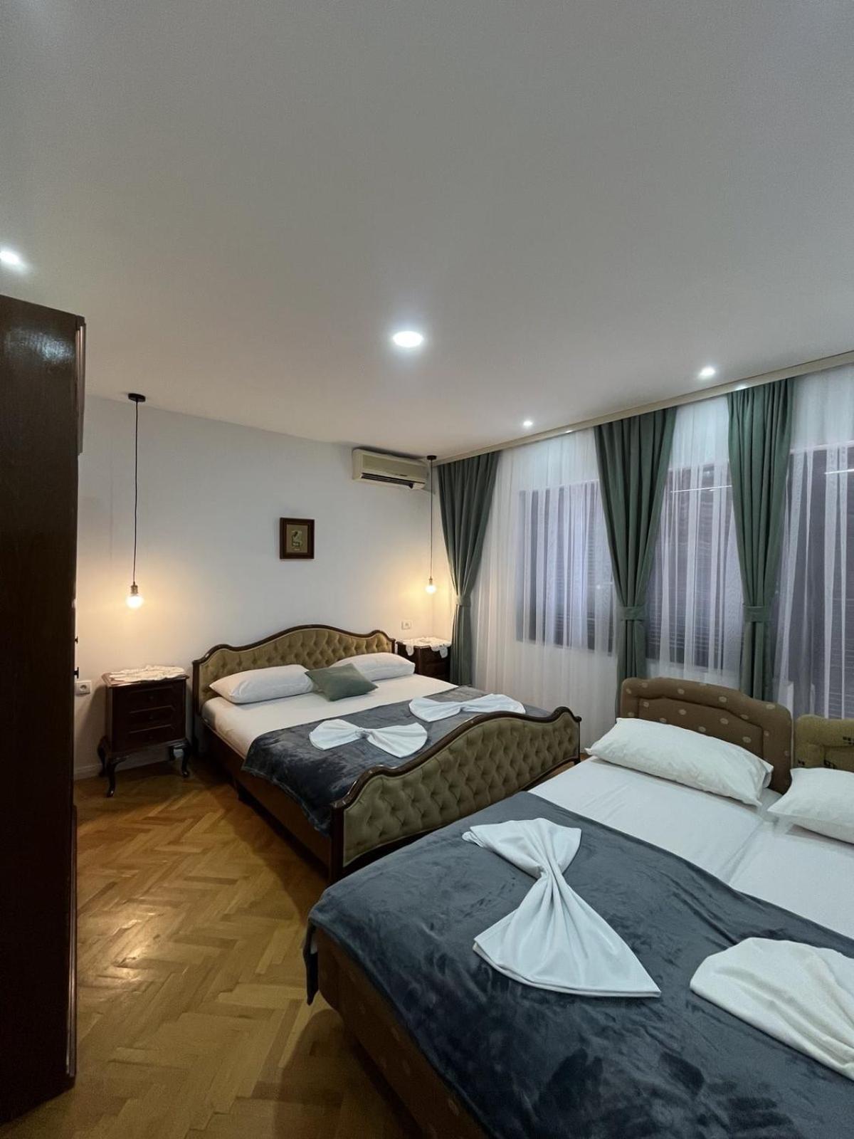 Studio Rooms Moncherie Ulcinj Esterno foto