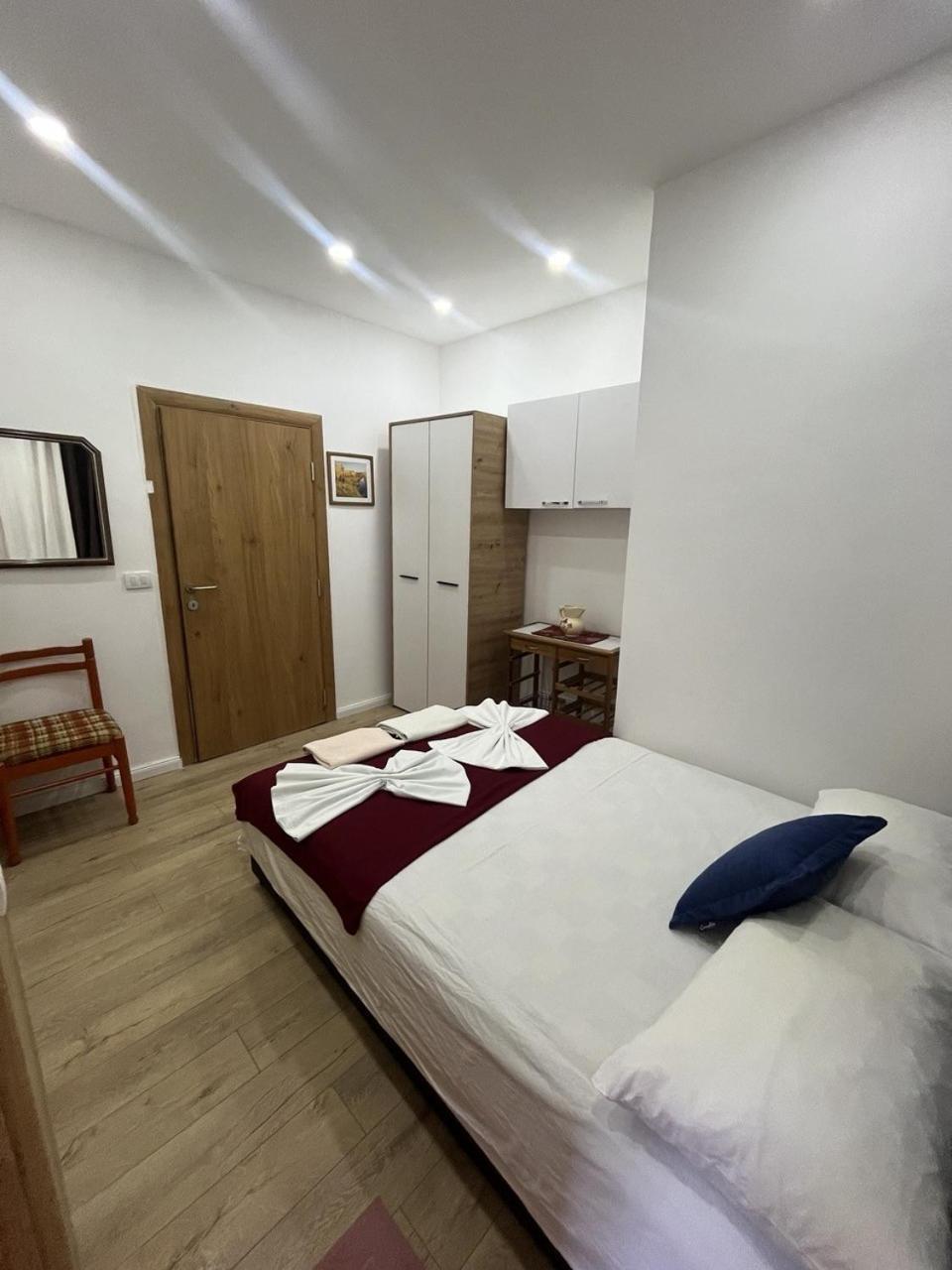 Studio Rooms Moncherie Ulcinj Esterno foto
