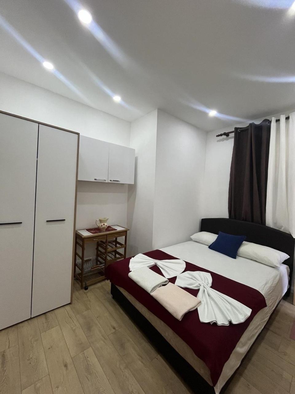 Studio Rooms Moncherie Ulcinj Esterno foto